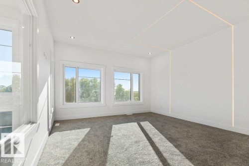 3309 Chickadee Drive, Edmonton, AB - Indoor Photo Showing Other Room
