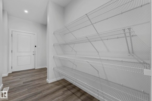 1813 Collip View View, Edmonton, AB - Indoor With Storage