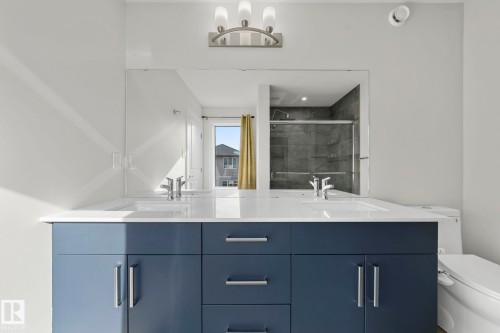 1813 Collip View View, Edmonton, AB - Indoor Photo Showing Bathroom