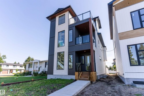 7505 Rowland Road, Edmonton, AB - Outdoor