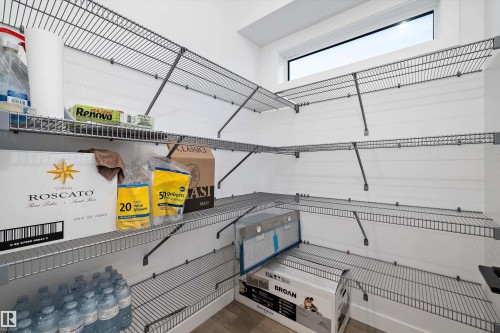 7505 Rowland Road, Edmonton, AB - Indoor Photo Showing Garage