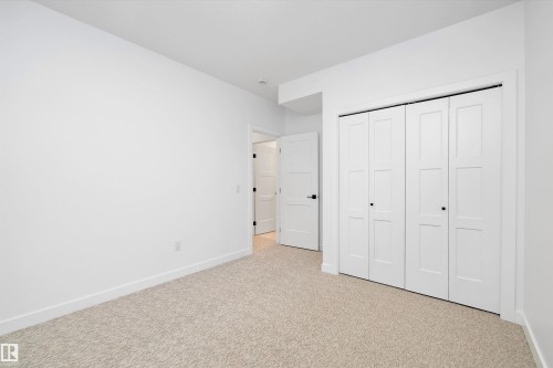 7505 Rowland Road, Edmonton, AB - Indoor Photo Showing Other Room