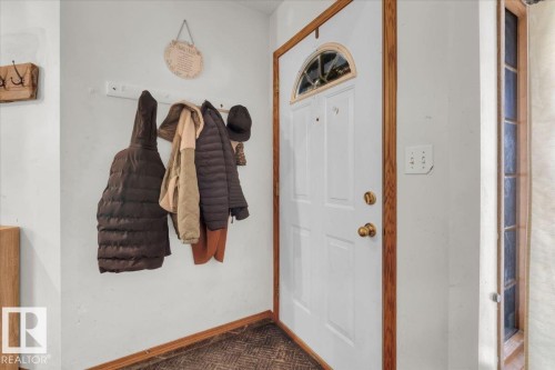 6107 159 Avenue, Edmonton, AB - Indoor Photo Showing Other Room