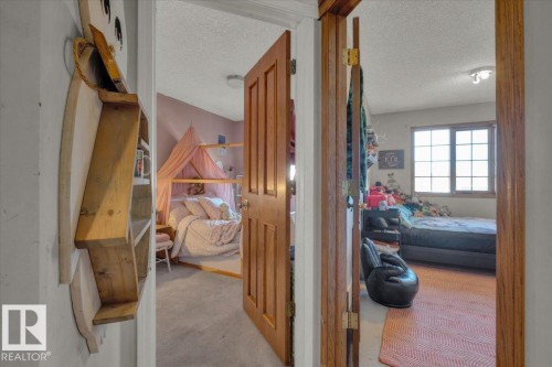 6107 159 Avenue, Edmonton, AB - Indoor Photo Showing Other Room