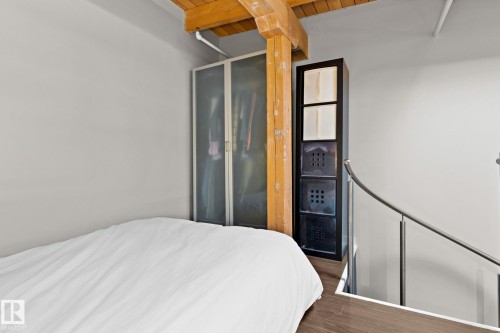 213 10309 107 Street, Edmonton, AB - Indoor Photo Showing Bedroom