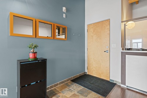 213 10309 107 Street, Edmonton, AB - Indoor Photo Showing Other Room