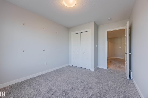 1745 Plum Crescent, Edmonton, AB - Indoor Photo Showing Other Room
