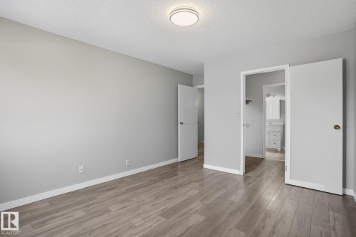 329 10404 24 Avenue, Edmonton, AB - Indoor Photo Showing Other Room