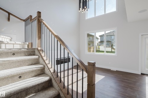 329 Balsam Link, Leduc, AB - Indoor Photo Showing Other Room