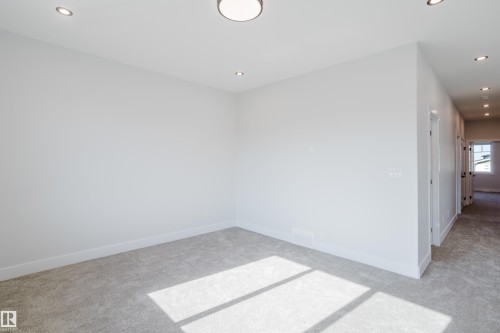 329 Balsam Link, Leduc, AB - Indoor Photo Showing Other Room