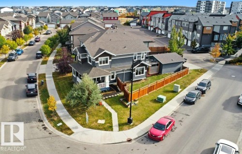 4303 Prowse Link, Edmonton, AB - Outdoor