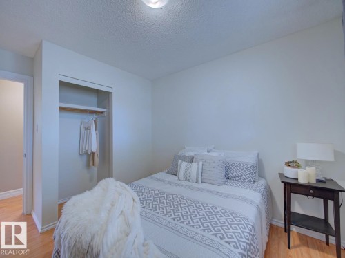 9621 89A Street, Fort Saskatchewan, AB - Indoor Photo Showing Bedroom