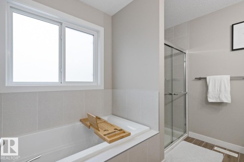 9535 155 Street, Edmonton, AB - Indoor Photo Showing Bathroom