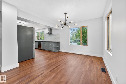 8860 93 Street, Edmonton, AB - Indoor