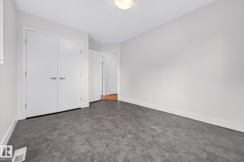 8860 93 Street, Edmonton, AB - Indoor Photo Showing Other Room