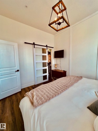 443 10403 122 Street, Edmonton, AB - Indoor Photo Showing Bedroom