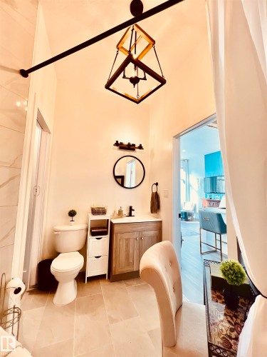 443 10403 122 Street, Edmonton, AB - Indoor Photo Showing Bathroom