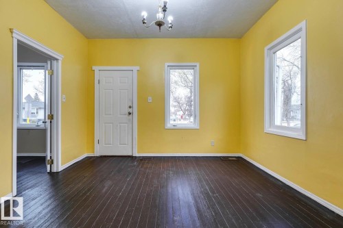 12116 48 Street, Edmonton, AB - Indoor Photo Showing Other Room