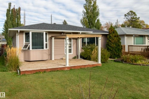 7135 87 Street, Edmonton, AB - Outdoor