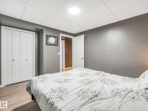 138 Pipestone Manor, Millet, AB - Indoor Photo Showing Bedroom