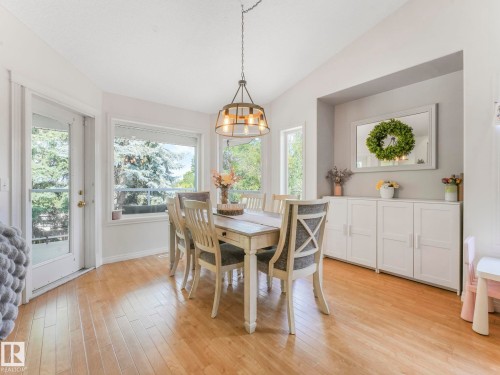 138 Pipestone Manor, Millet, AB - Indoor Photo Showing Dining Room