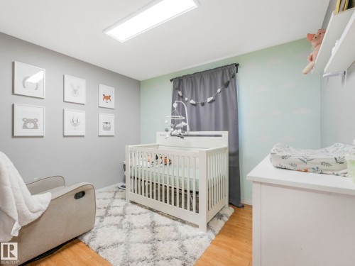 138 Pipestone Manor, Millet, AB - Indoor Photo Showing Bedroom