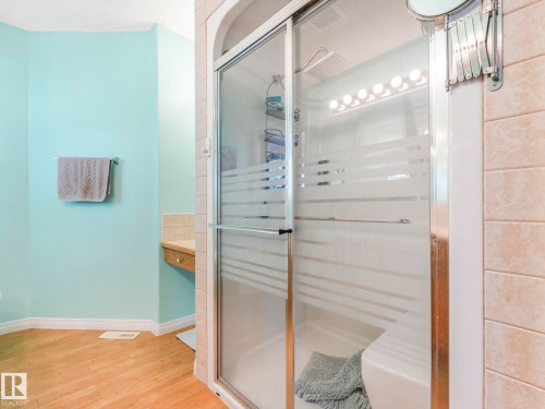 138 Pipestone Manor, Millet, AB - Indoor Photo Showing Bathroom