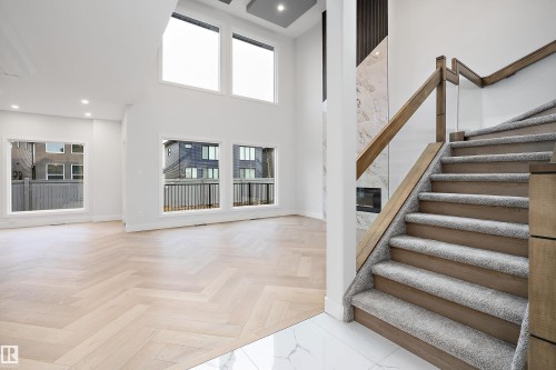 6890 Knox Loop, Edmonton, AB - Indoor Photo Showing Other Room