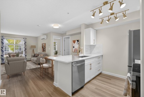 109 5804 Mullen Place, Edmonton, AB - Indoor