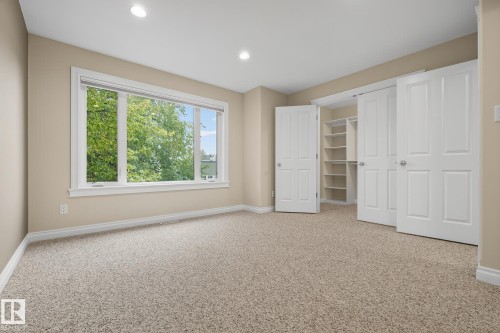 11106 76 Avenue, Edmonton, AB - Indoor