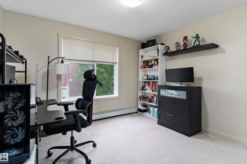 238 6076 Schonsee Way Nw, Edmonton, AB - Indoor Photo Showing Office
