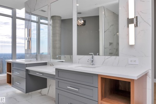 1304 14105 West Block Drive, Edmonton, AB - Indoor Photo Showing Bathroom