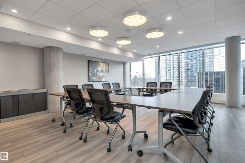 1304 14105 West Block Drive, Edmonton, AB - Indoor Photo Showing Dining Room