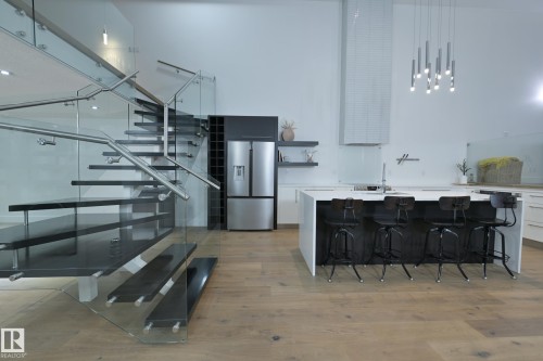 403 10154 103 Street, Edmonton, AB - Indoor