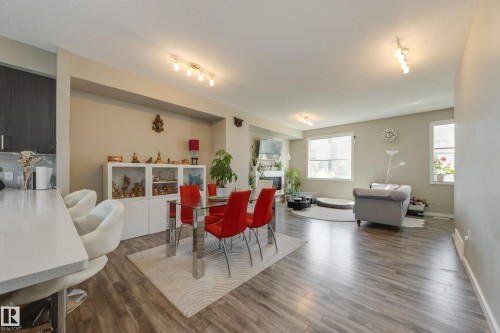 31 2803 James Mowatt Trail, Edmonton, AB - Indoor