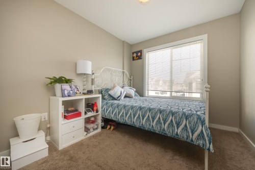 31 2803 James Mowatt Trail, Edmonton, AB - Indoor Photo Showing Bedroom
