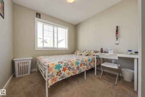 31 2803 James Mowatt Trail, Edmonton, AB - Indoor Photo Showing Bedroom