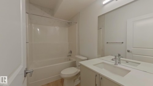 Bsmt 1039 Aster Boulevard, Edmonton, AB - Indoor Photo Showing Bathroom