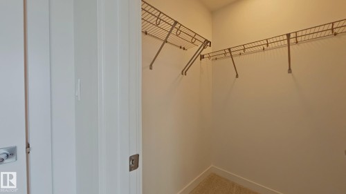 Main 1037 Aster Boulevard, Edmonton, AB - Indoor