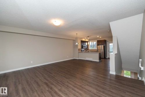 22 13139 205 Street, Edmonton, AB - Indoor Photo Showing Other Room