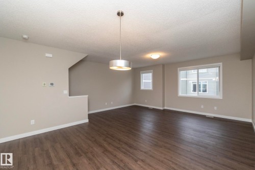 22 13139 205 Street, Edmonton, AB - Indoor Photo Showing Other Room