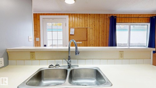 22 West View Boulevard, Edmonton, AB - Indoor Photo Showing Kitchen With Double Sink