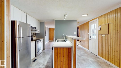 22 West View Boulevard, Edmonton, AB - Indoor Photo Showing Kitchen With Double Sink