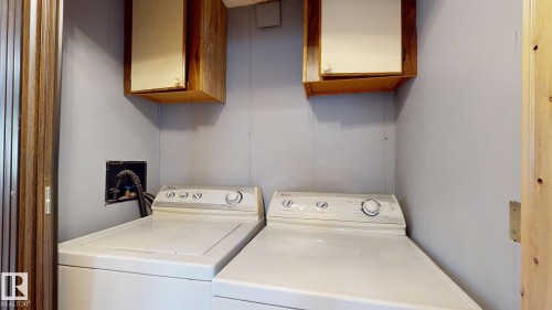 22 West View Boulevard, Edmonton, AB - Indoor Photo Showing Laundry Room