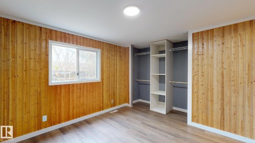 22 West View Boulevard, Edmonton, AB - Indoor Photo Showing Other Room