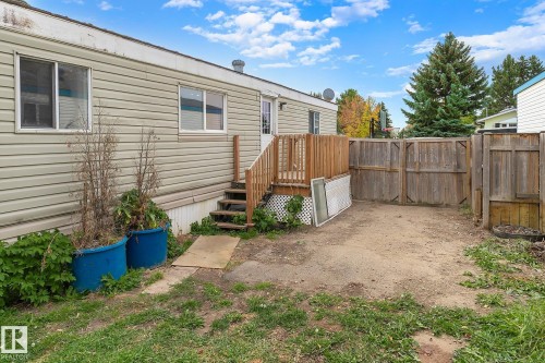 22 West View Boulevard, Edmonton, AB - Outdoor