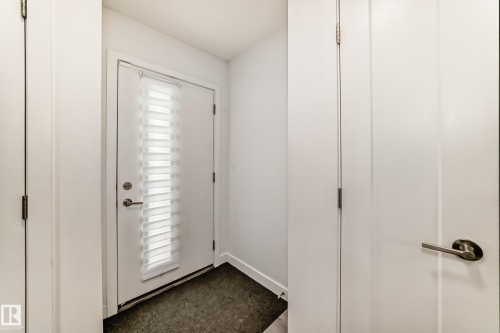 1 11326 95A Street, Edmonton, AB - Indoor Photo Showing Other Room