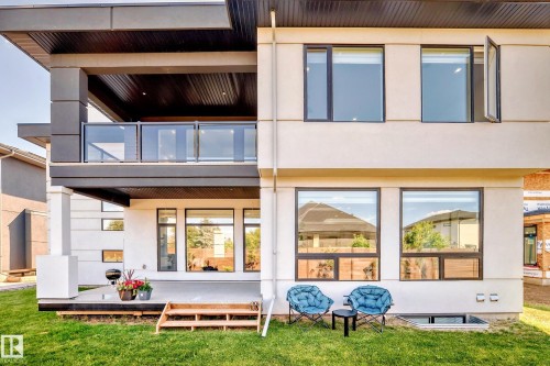 2747 Wheaton Drive, Edmonton, AB - Outdoor With Balcony With Exterior