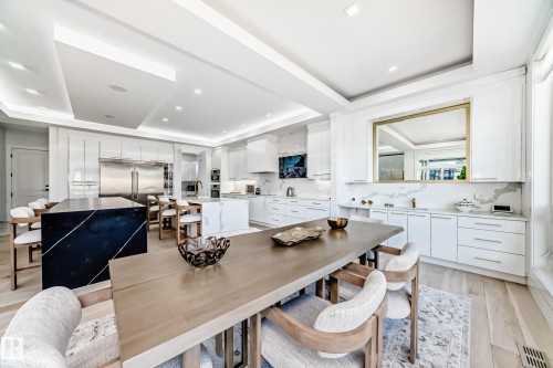 2747 Wheaton Drive, Edmonton, AB - Indoor