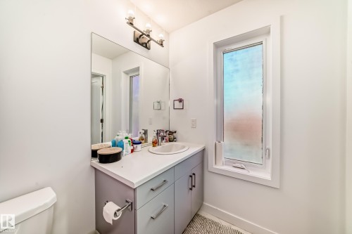2 11326 95A Street, Edmonton, AB - Indoor Photo Showing Bathroom
